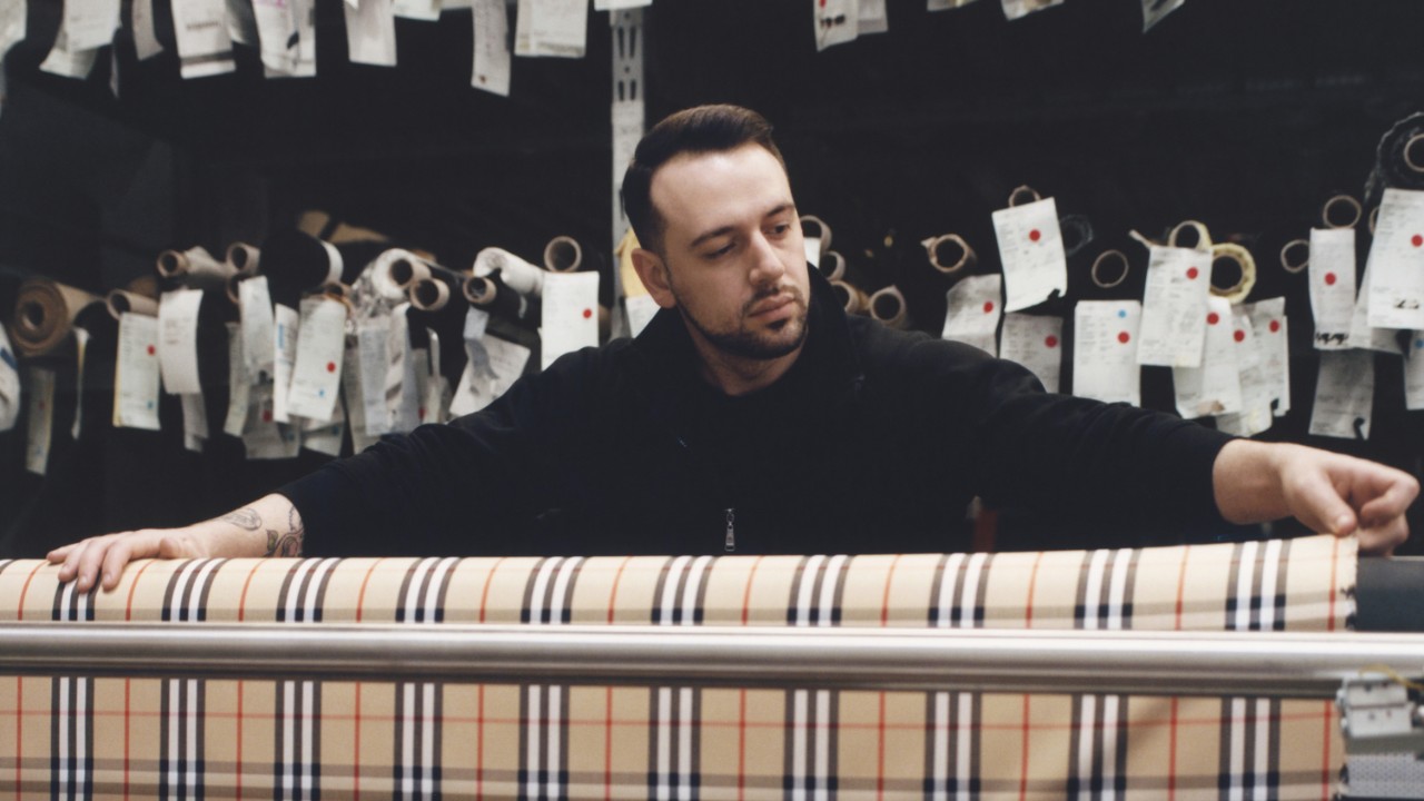 At Burberry, craftsmanship is guided by purpose and values — from the creation of our signature fabrics to a lasting commitment to quality and responsibility.