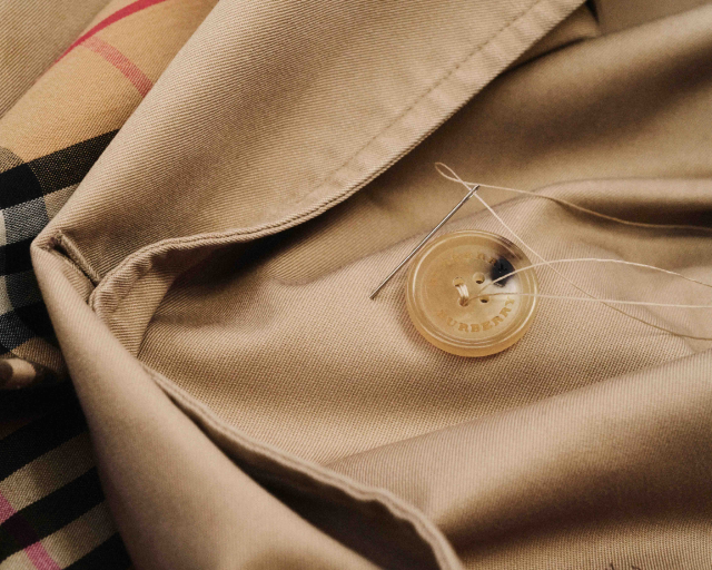 Burberry trench buttons outlet