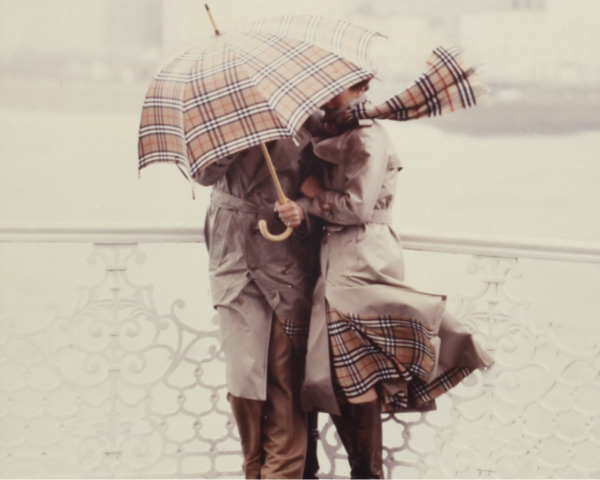 Burberry heritage umbrella online
