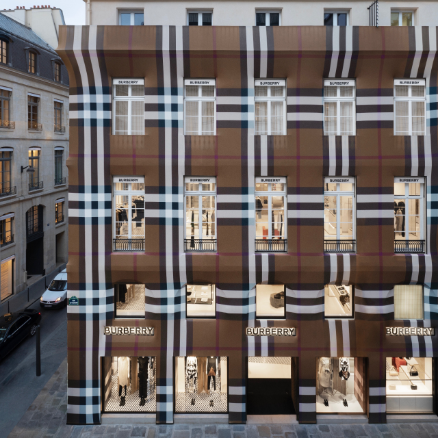 Burberry unveils flagship store featuring new luxury design concept on Rue  Saint Honoré, Paris - Burberry