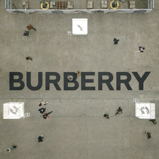 Burberry logo 2019 online