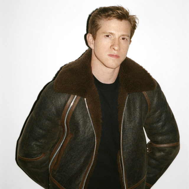 BURBERRY レザーボンバージャケット 2023AW Daniel Lee Burberry appoints Daniel Lee as new Chief Creative Officer