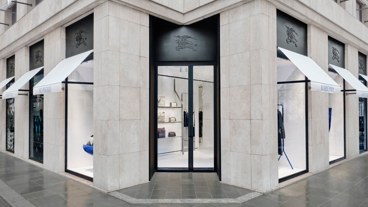 Burberry new store new arrivals