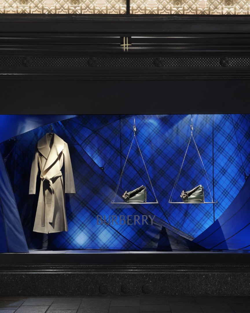 Burberry turns Harrods knight blue Burberryplc