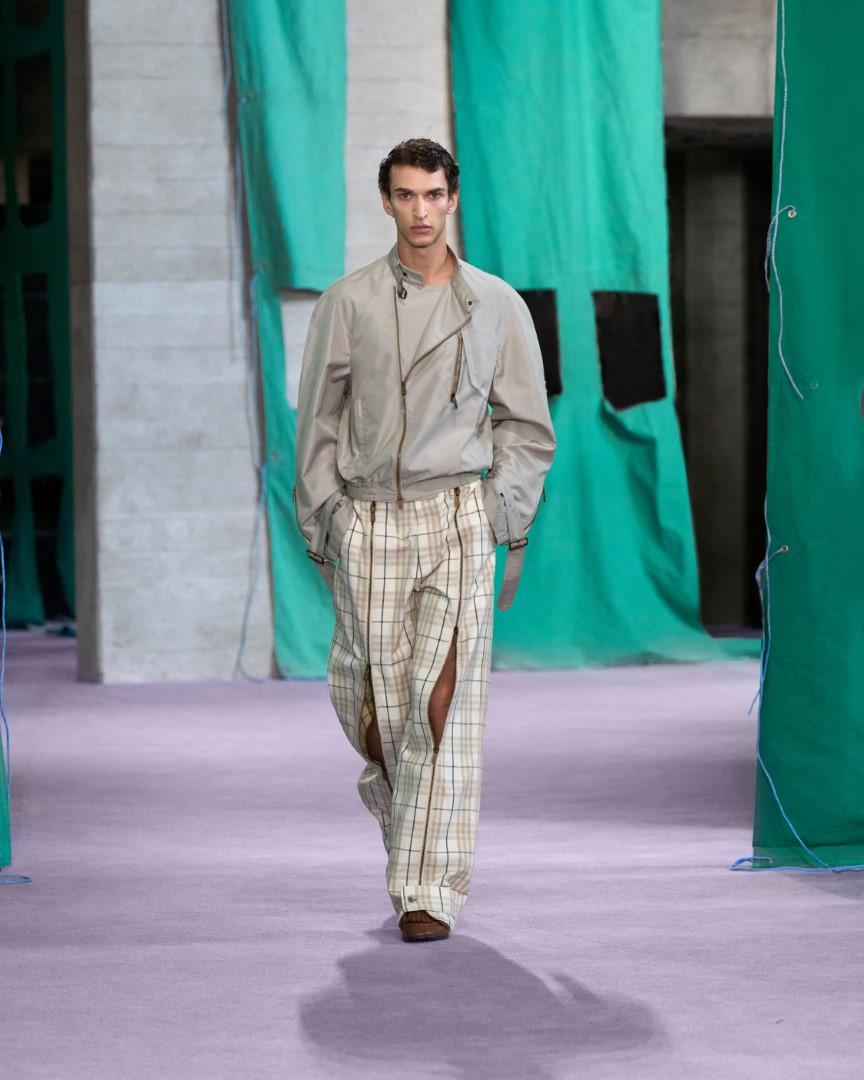 Burberry summer 2013 shop