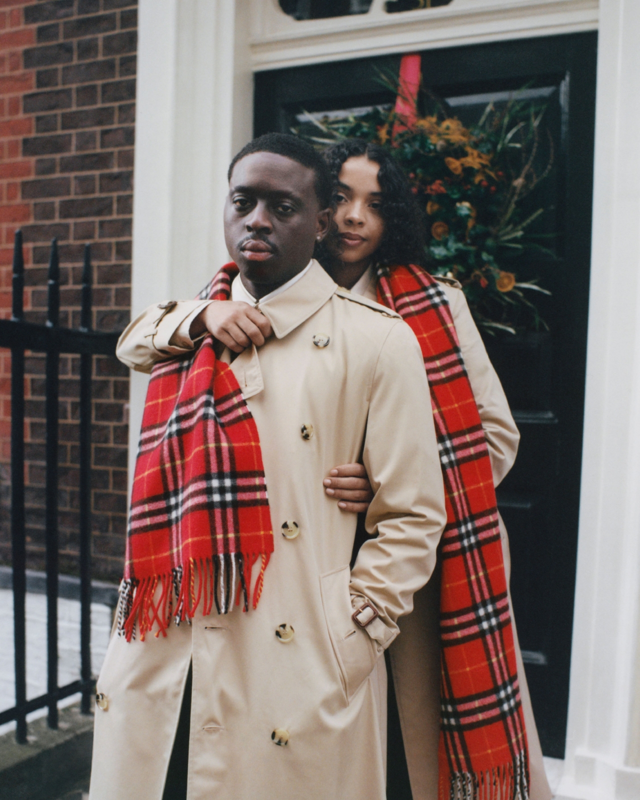 Wrapped in Burberry: Friends \u0026 Family - Burberryplc