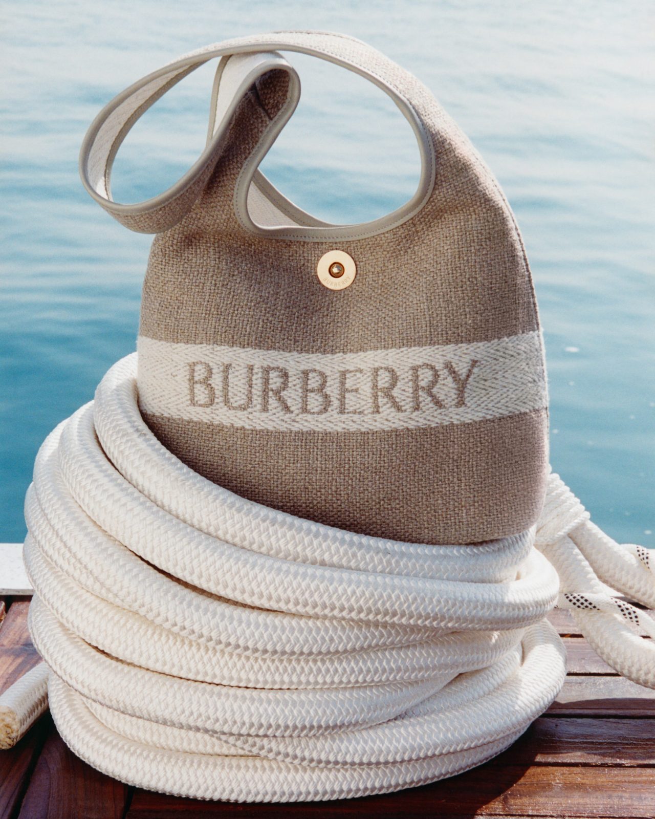 burberry 2025 summer bag