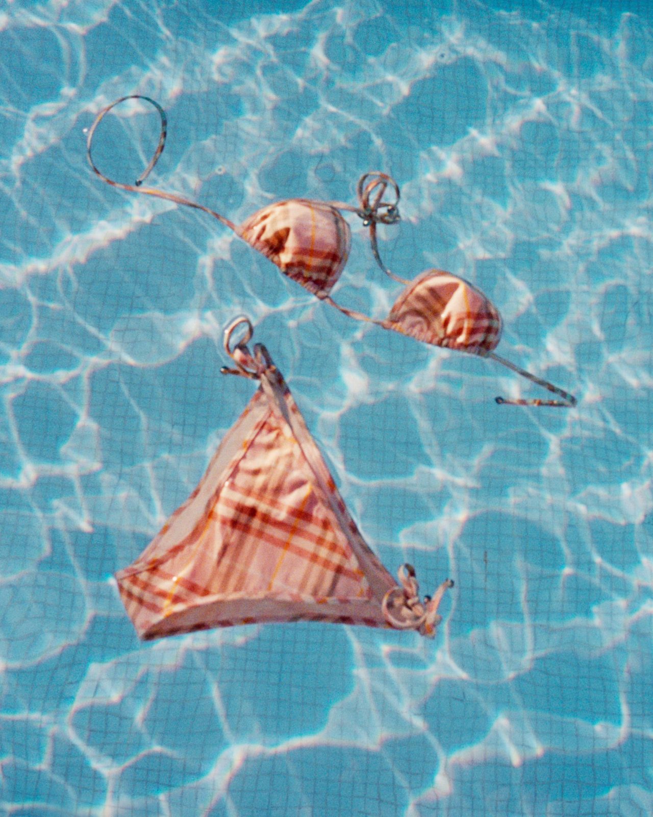 burberry 2025 swim wear