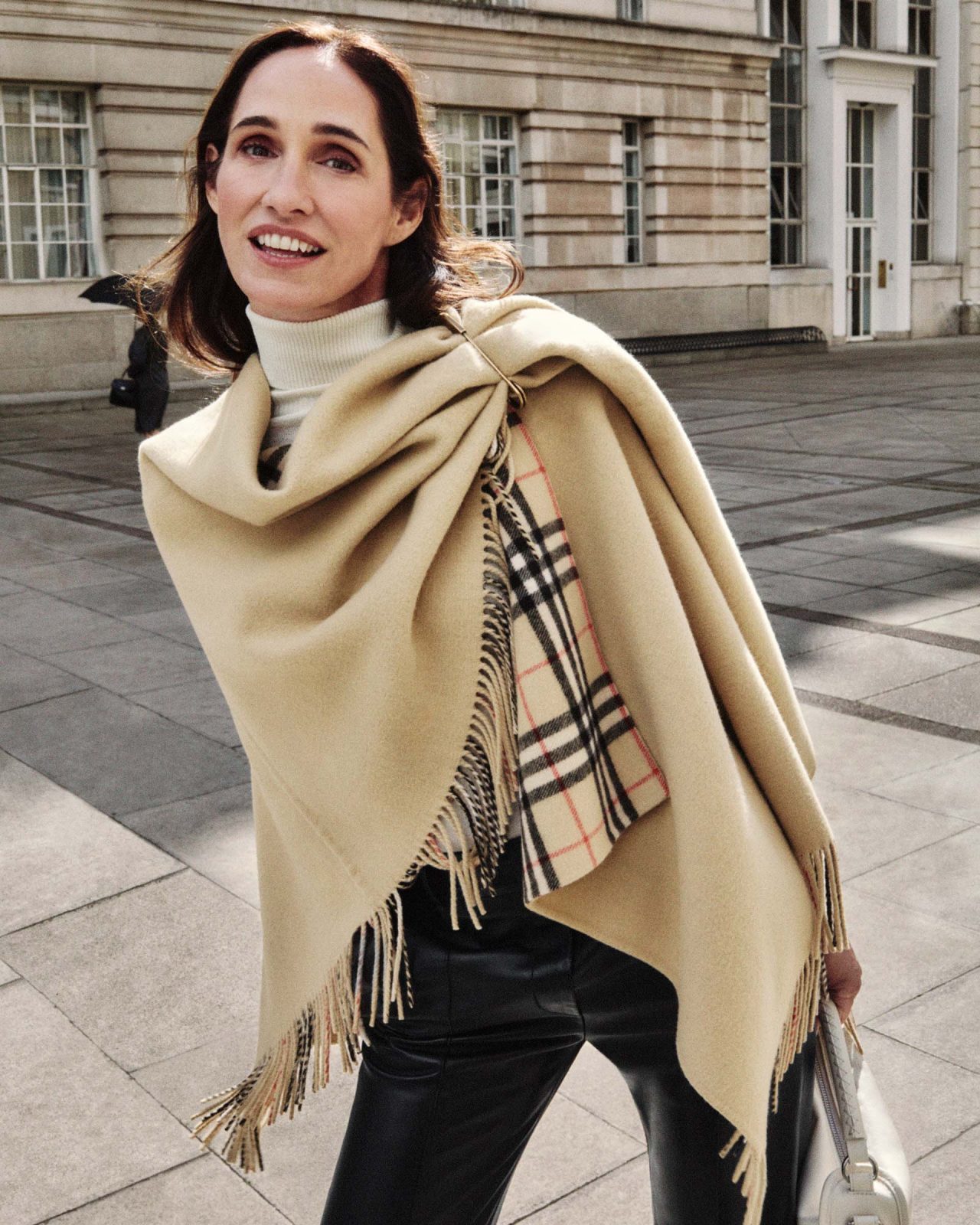 Burberry heads back to the city - Burberryplc