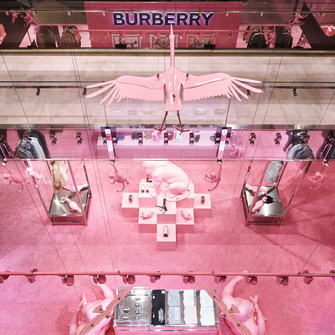 Burberry store paris online