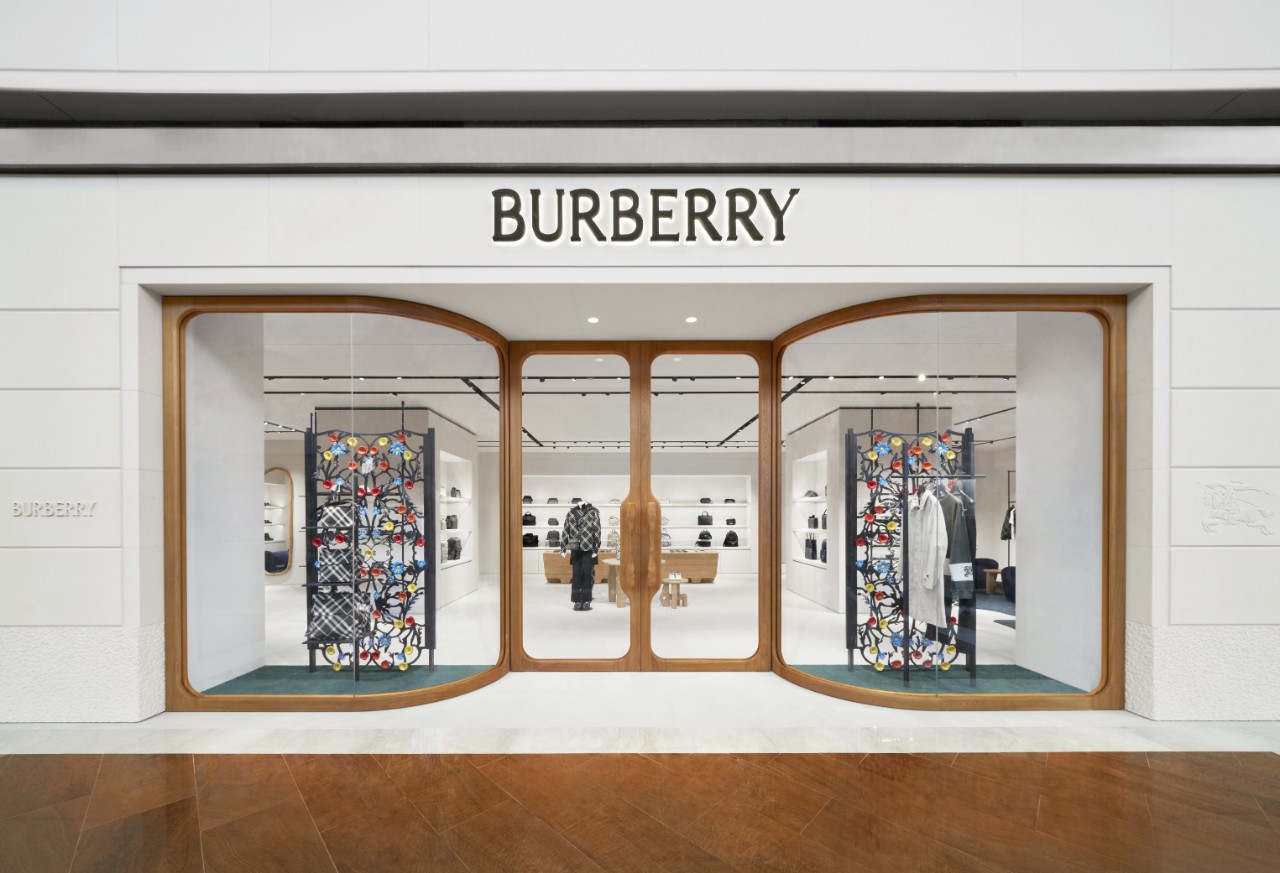 Burberry appoints Chief Marketing Officer and President Americas Burberryplc