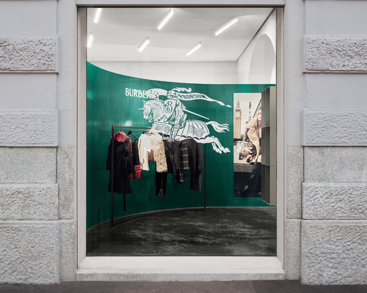 Burberryplc online