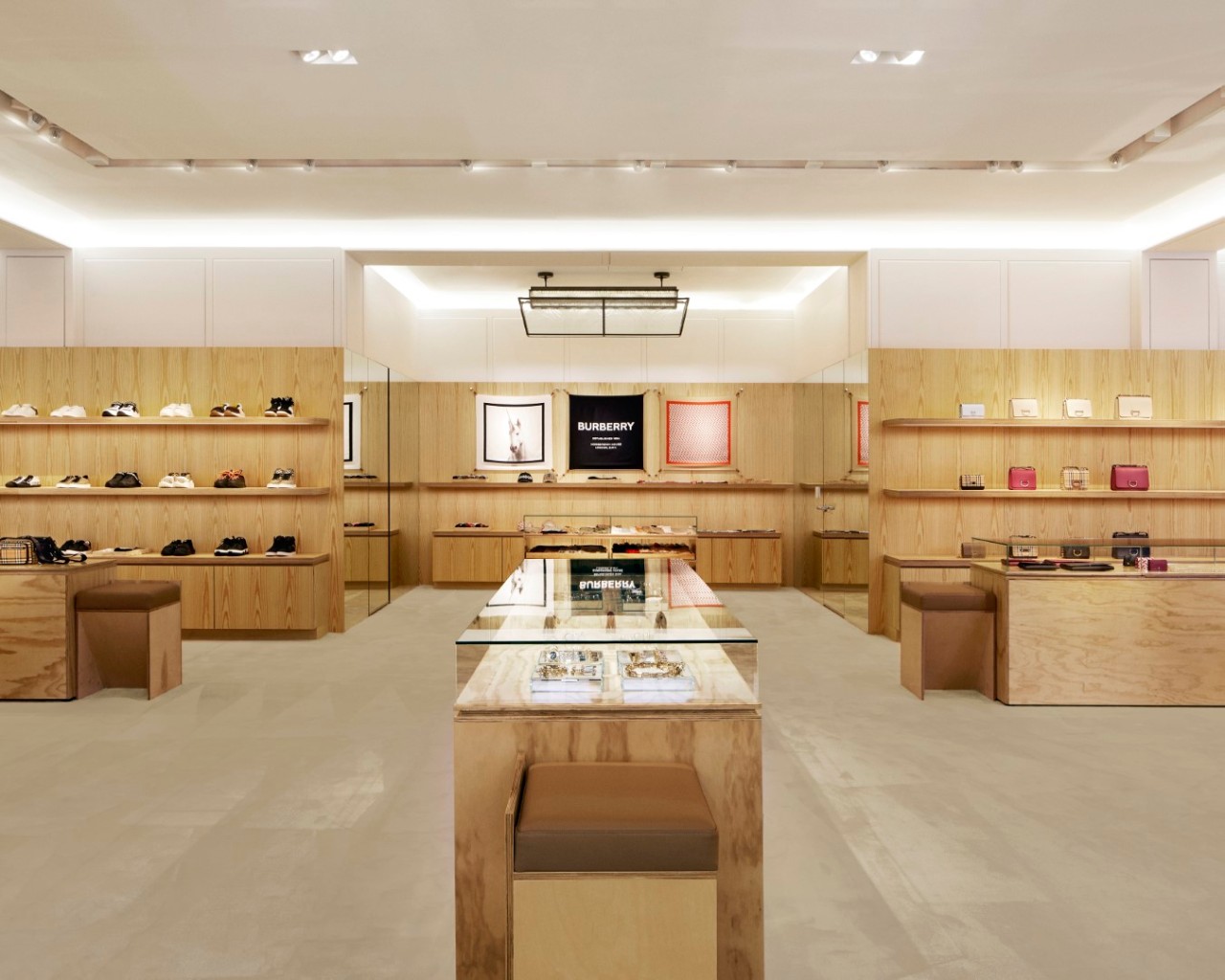 burberry store leeds